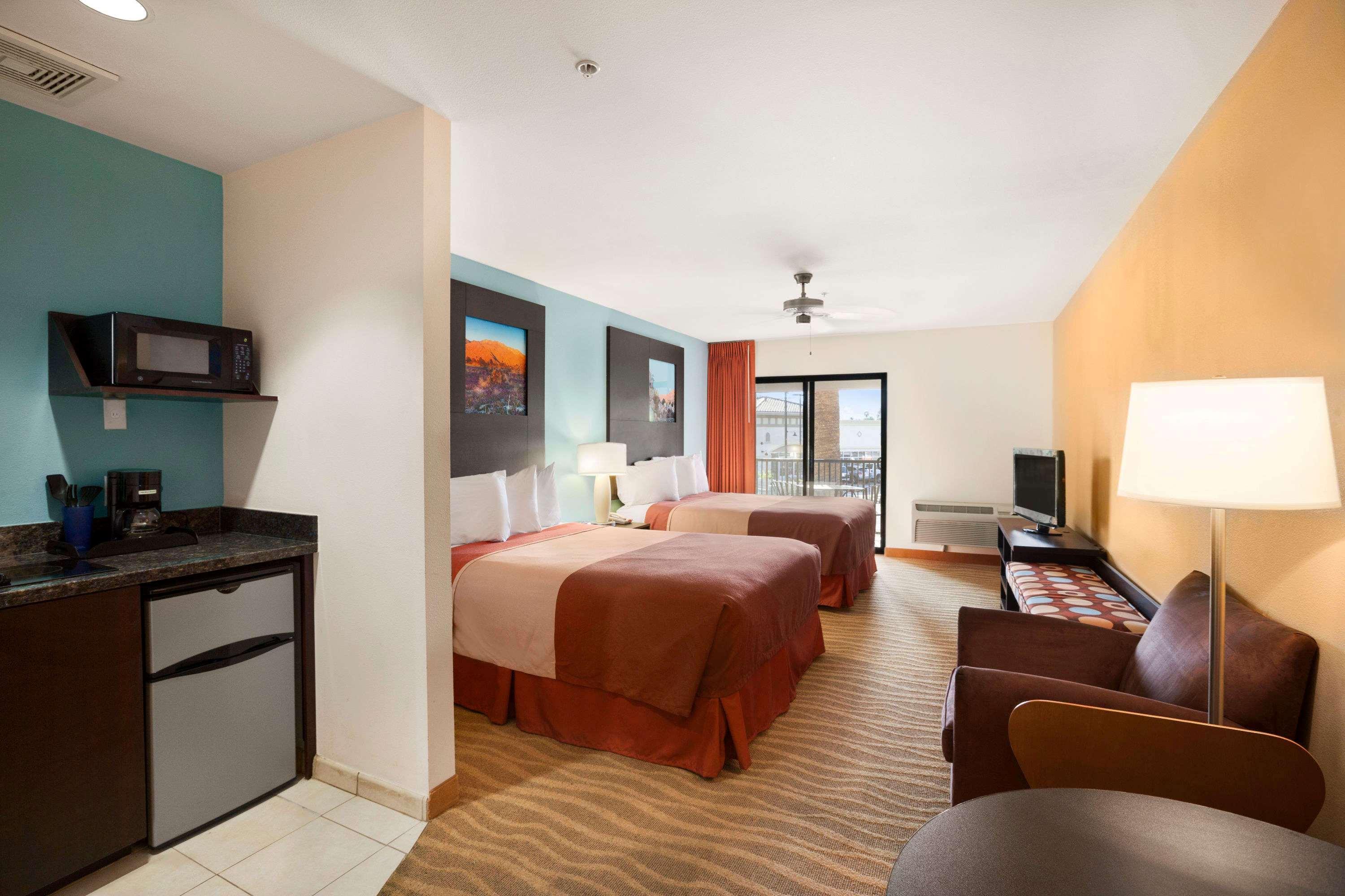 Super 8 By Wyndham Indio Hotell Eksteriør bilde