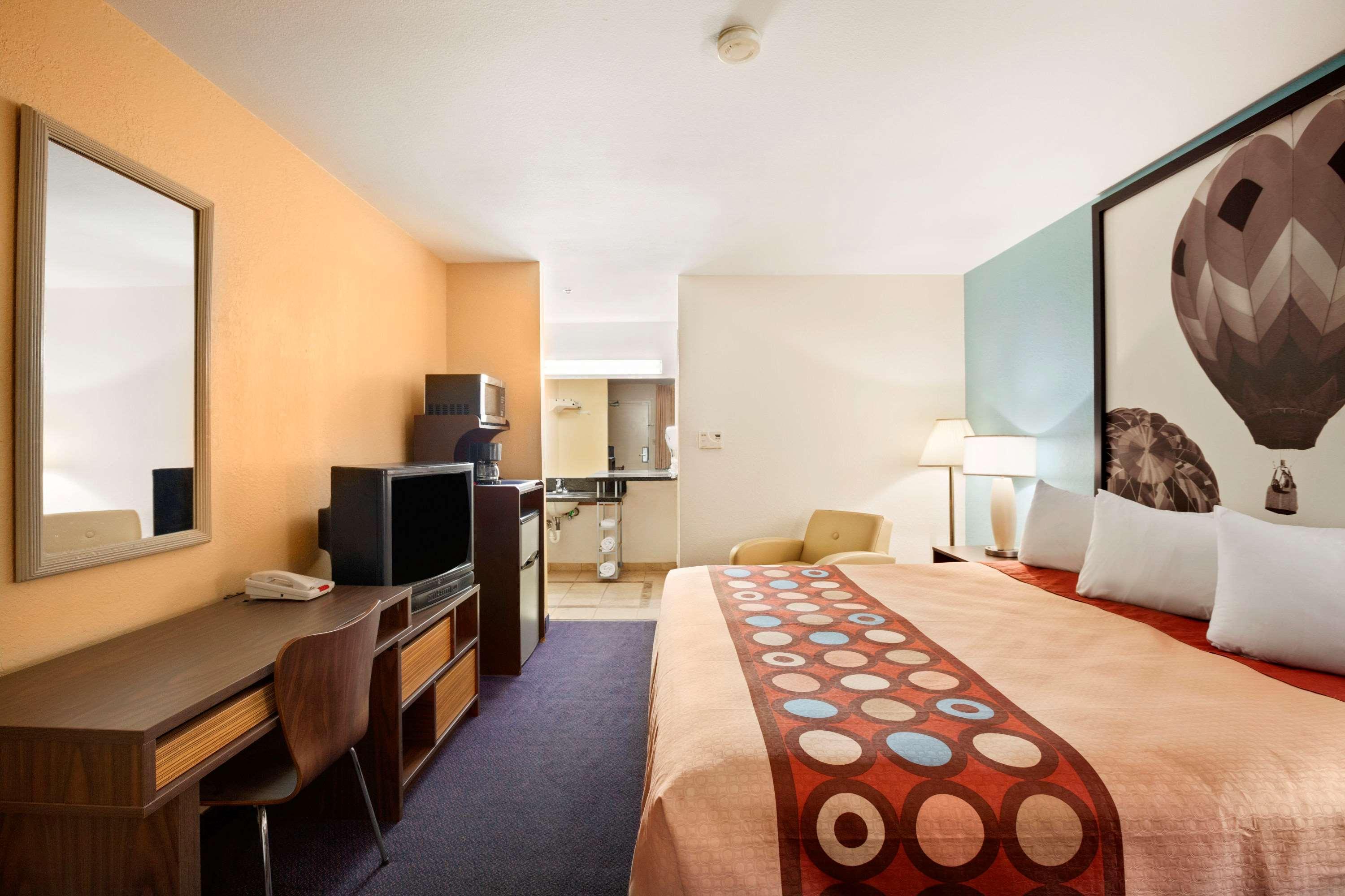 Super 8 By Wyndham Indio Hotell Eksteriør bilde