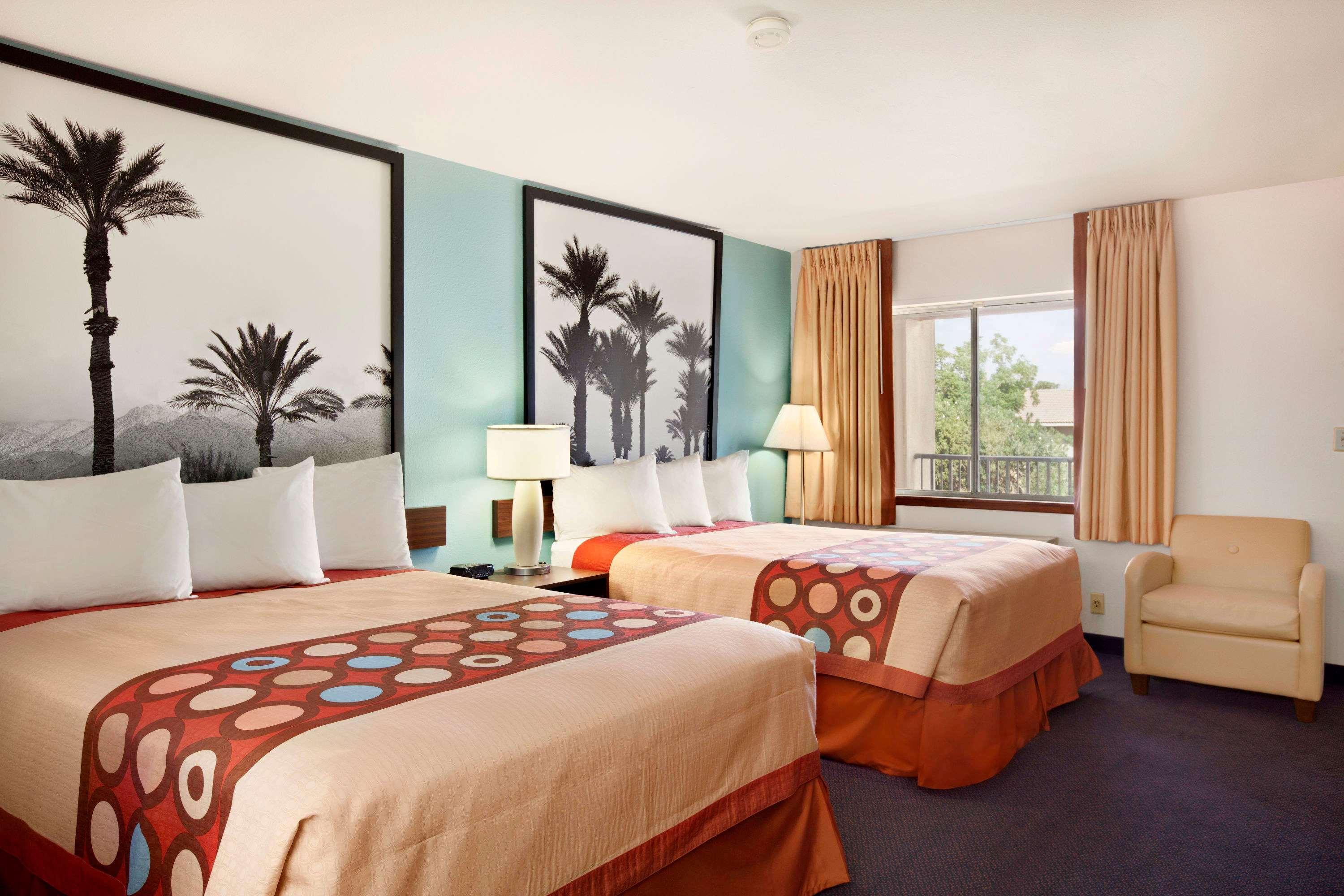 Super 8 By Wyndham Indio Hotell Eksteriør bilde